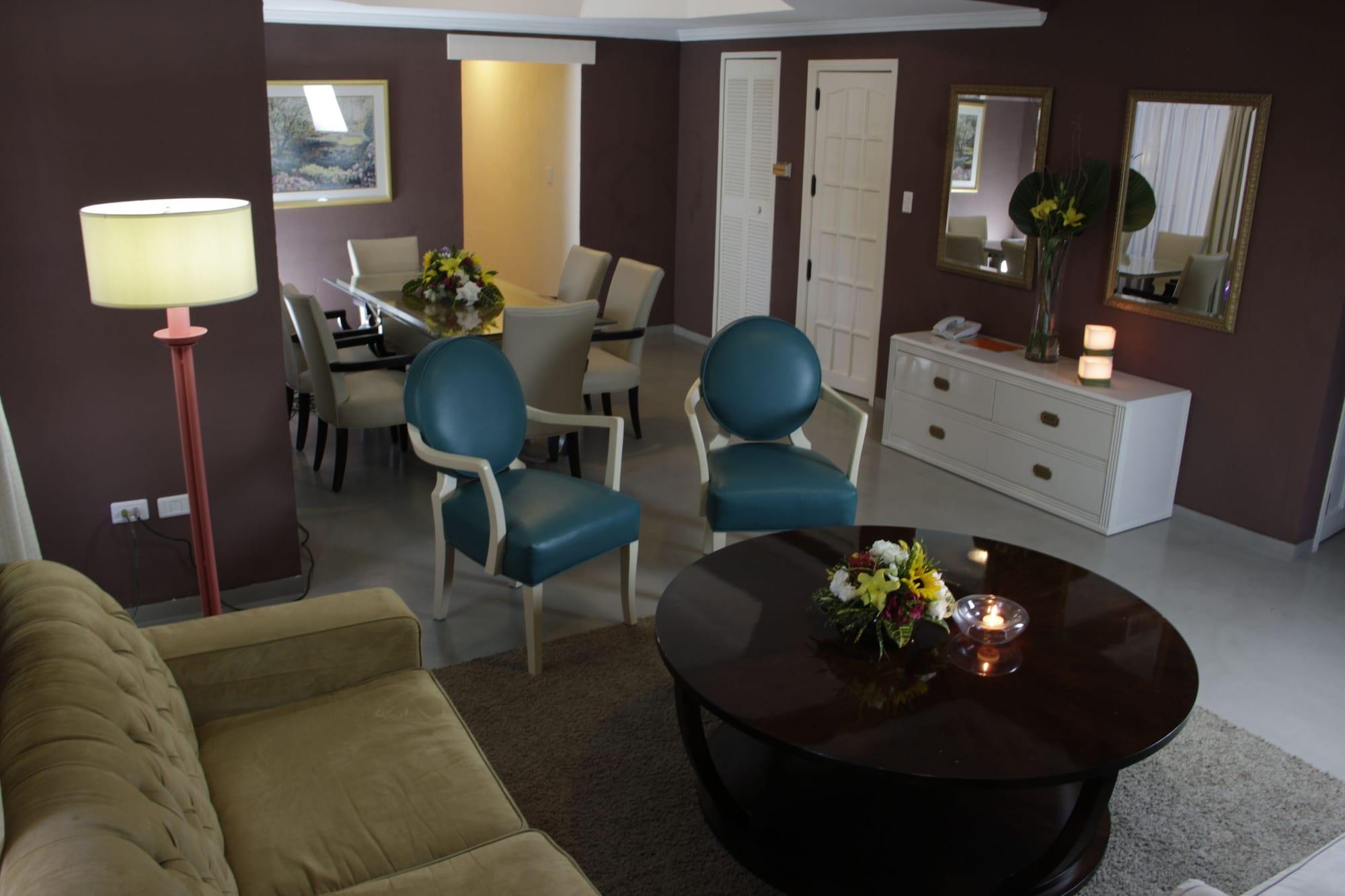 Buganvillas Hotel Suites Санта-Крус-де-ла-Сьерра Экстерьер фото