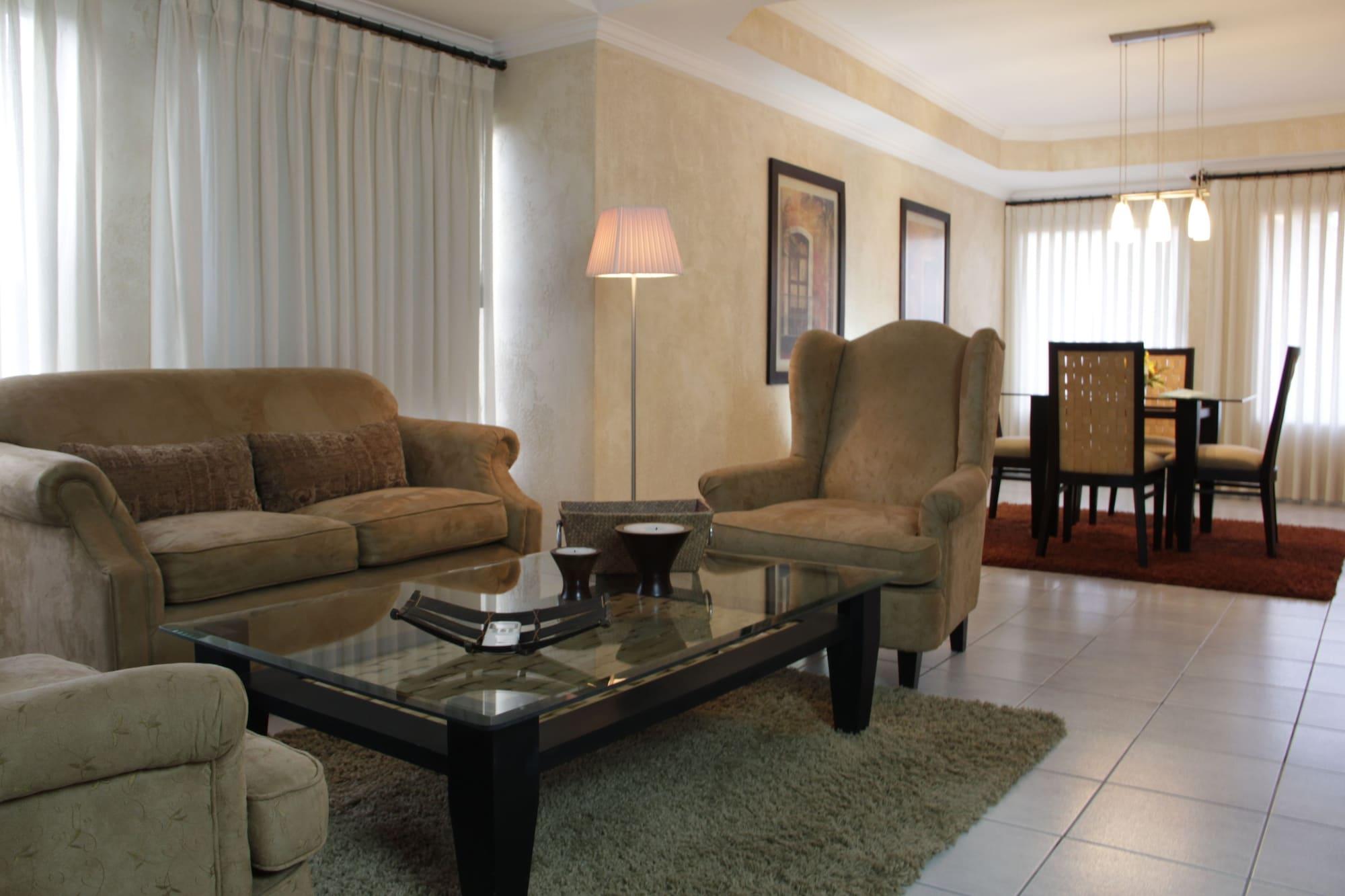 Buganvillas Hotel Suites Санта-Крус-де-ла-Сьерра Экстерьер фото