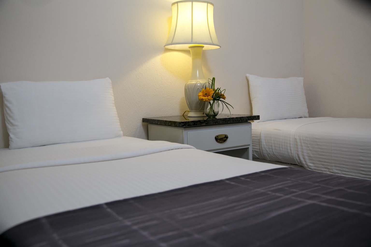 Buganvillas Hotel Suites Санта-Крус-де-ла-Сьерра Экстерьер фото