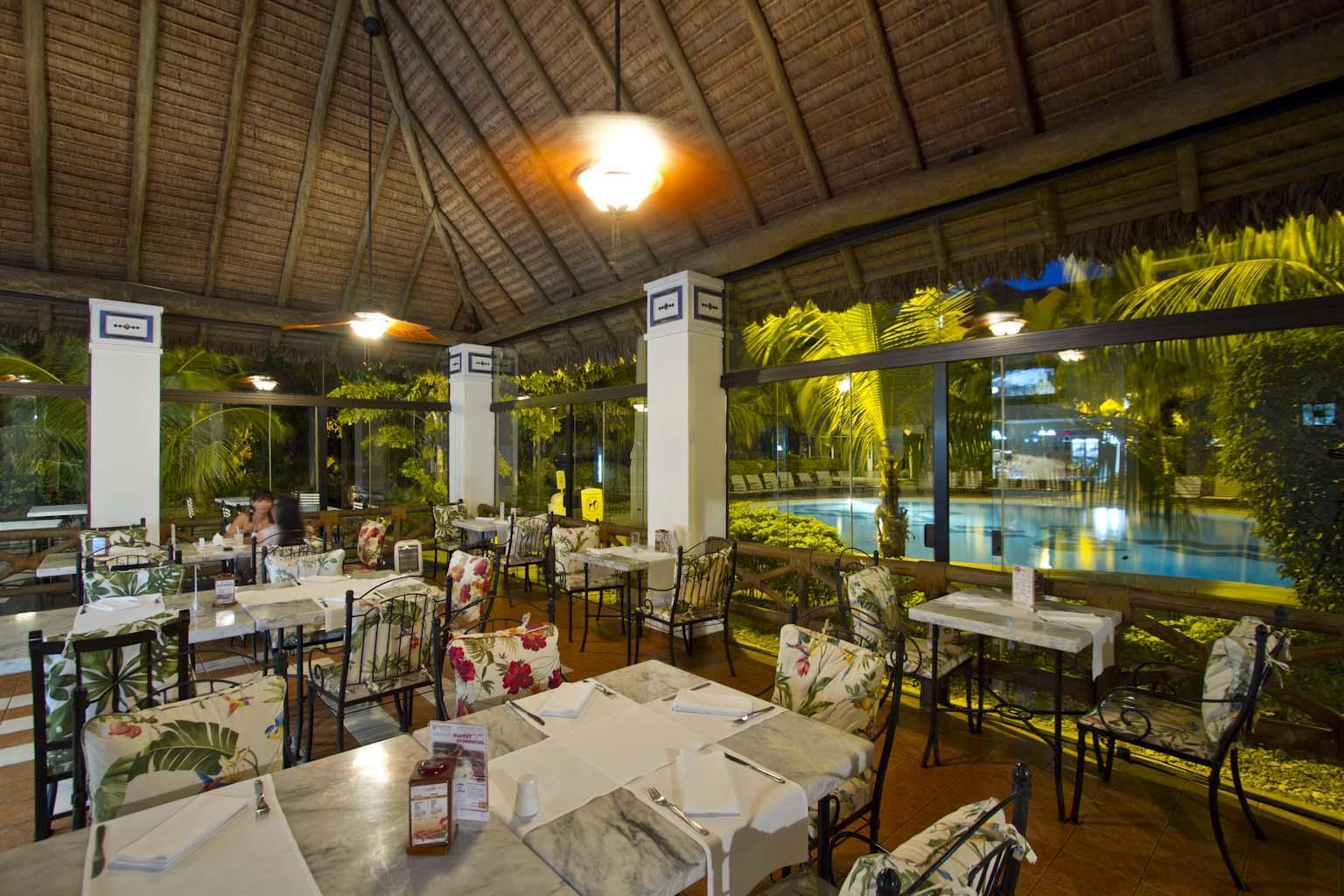 Buganvillas Hotel Suites Санта-Крус-де-ла-Сьерра Экстерьер фото