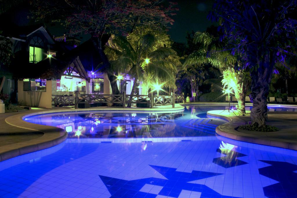 Buganvillas Hotel Suites Санта-Крус-де-ла-Сьерра Экстерьер фото