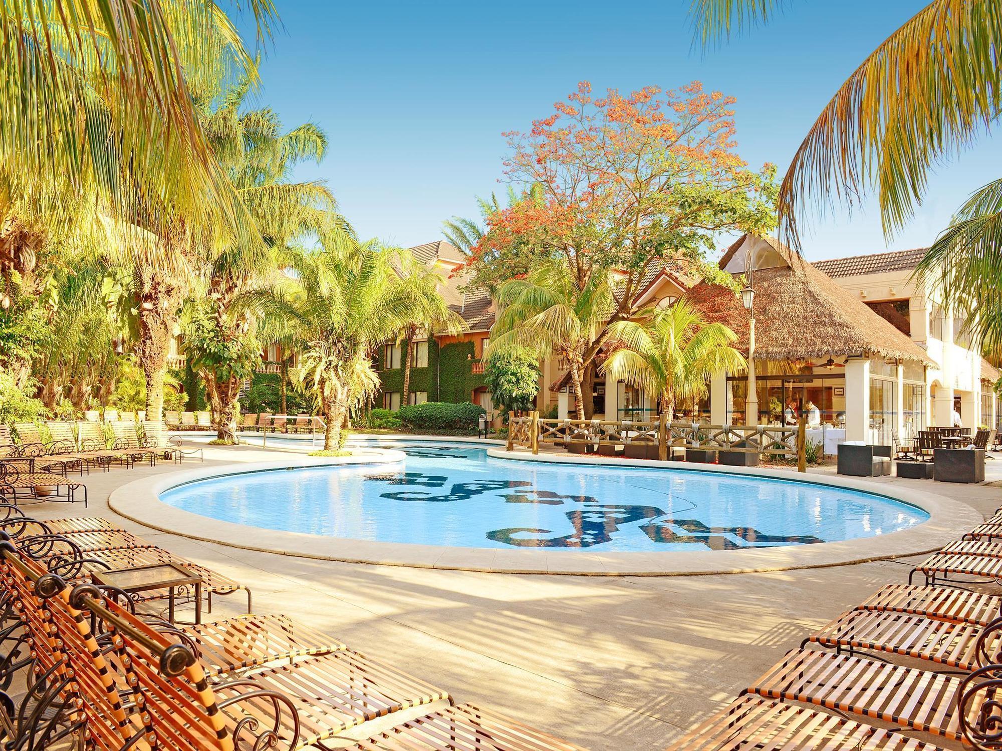 Buganvillas Hotel Suites Санта-Крус-де-ла-Сьерра Экстерьер фото